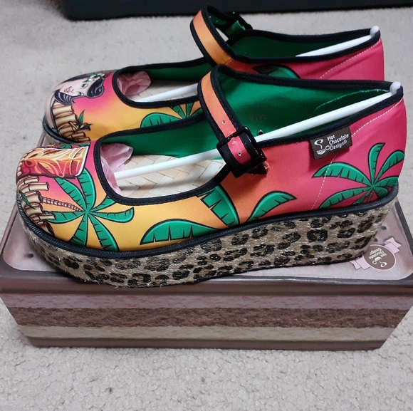 Hot Chocolate Shoes New Hot Chocolate Tiki Shoes Poshmark